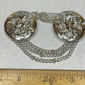 Nouveau lady cloak clasp silver